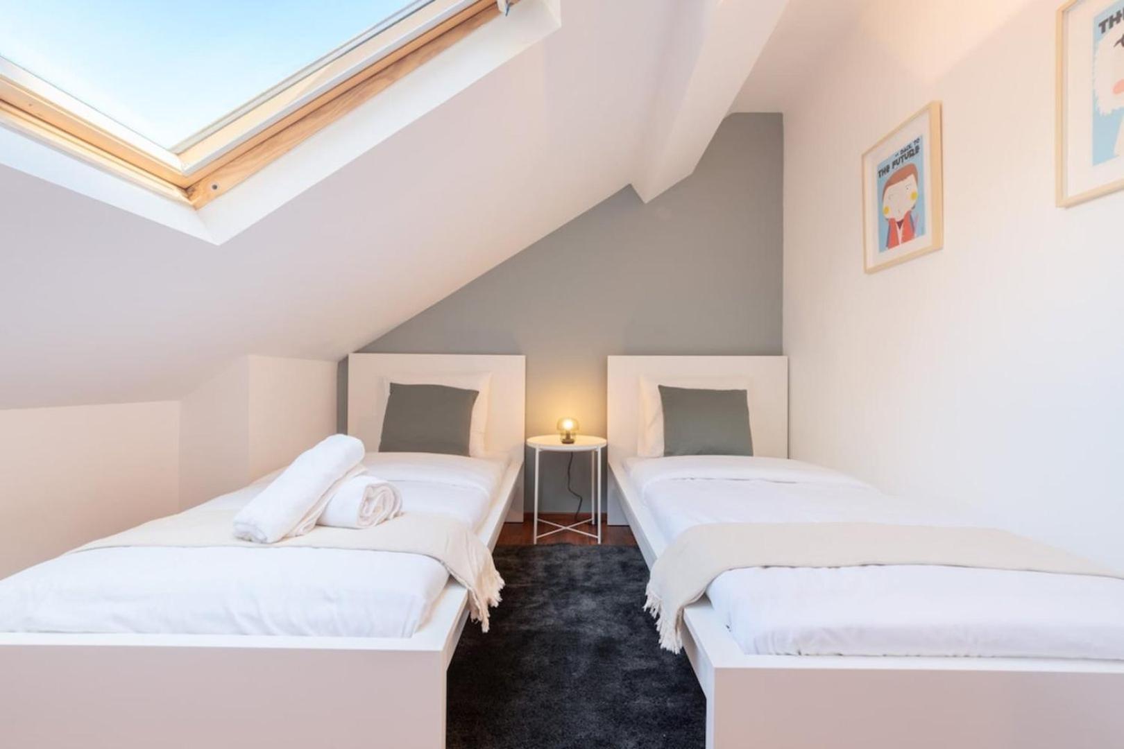 Lille Center - 4 Bedroom Duplex Apartment! Exterior foto