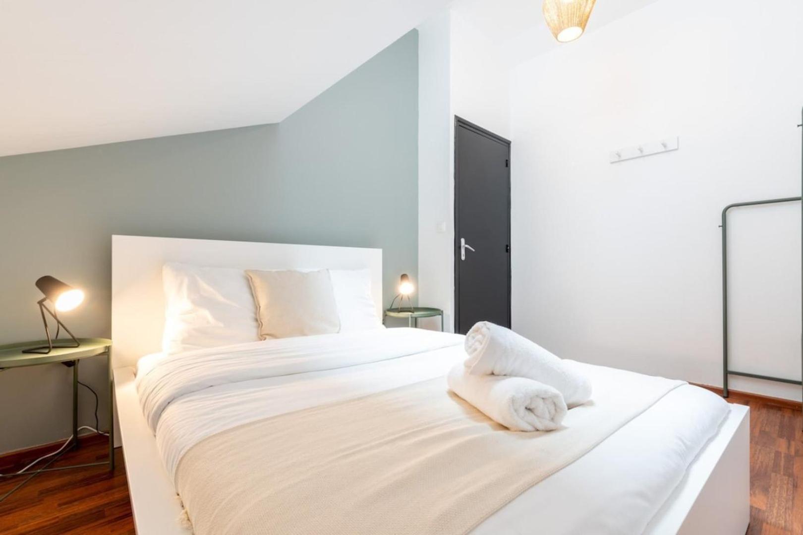 Lille Center - 4 Bedroom Duplex Apartment! Exterior foto